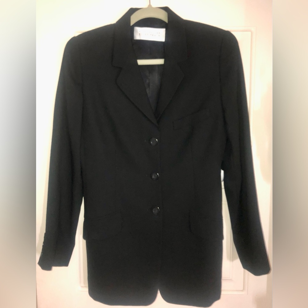 Women’s ELLEN TRACY Three Button Blazer